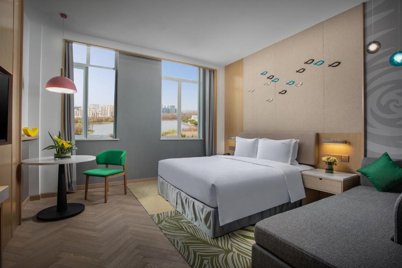 Holiday Inn Shanghai Dishui Lake By Ihg Nanhui Buitenkant foto