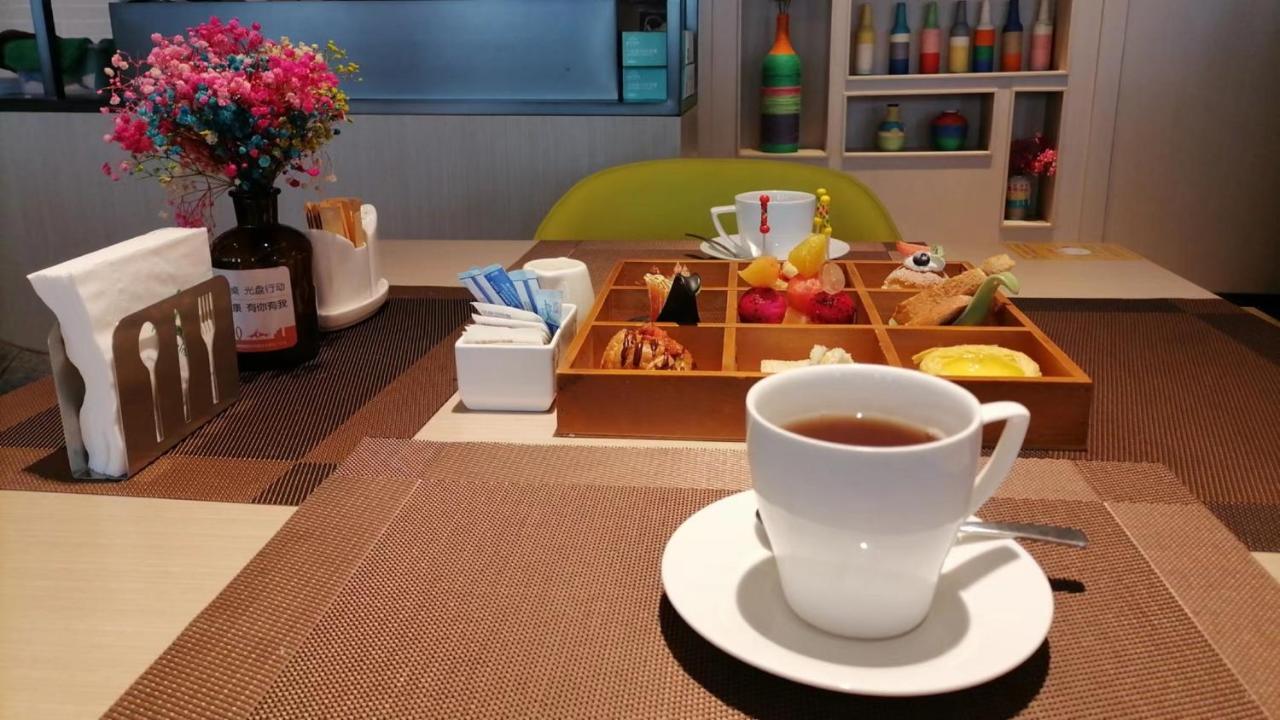 Holiday Inn Shanghai Dishui Lake By Ihg Nanhui Buitenkant foto