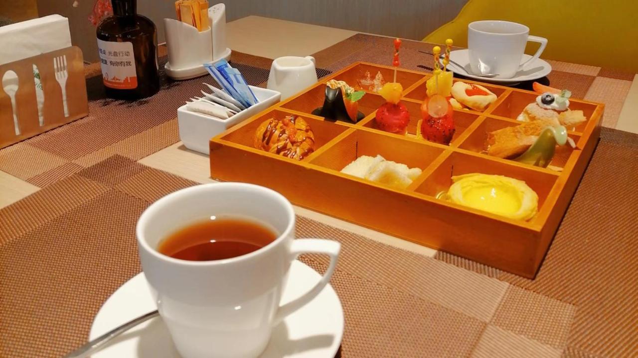 Holiday Inn Shanghai Dishui Lake By Ihg Nanhui Buitenkant foto